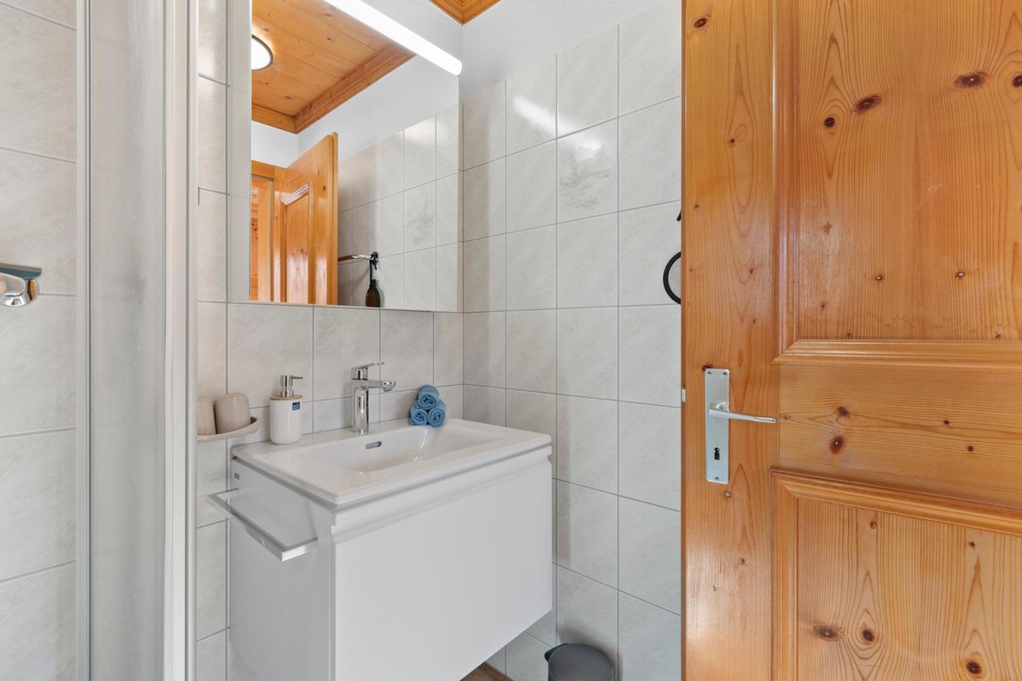 Gemuetliches Chalet Mit Privater Sauna Und Schoener Aussicht Küblis Eksteriør billede